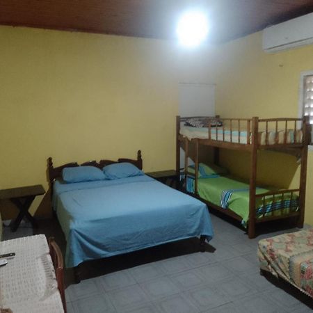 Casa De Huespedes En Posadas Eksteriør bilde
