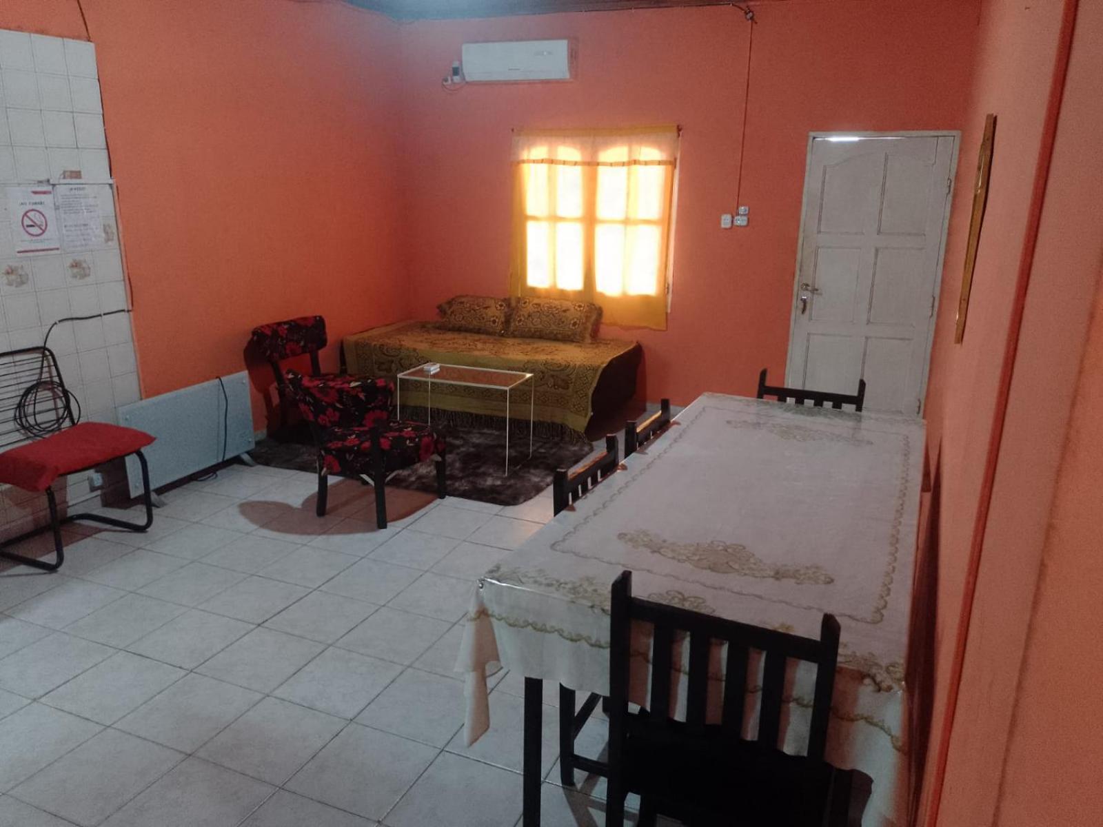 Casa De Huespedes En Posadas Eksteriør bilde